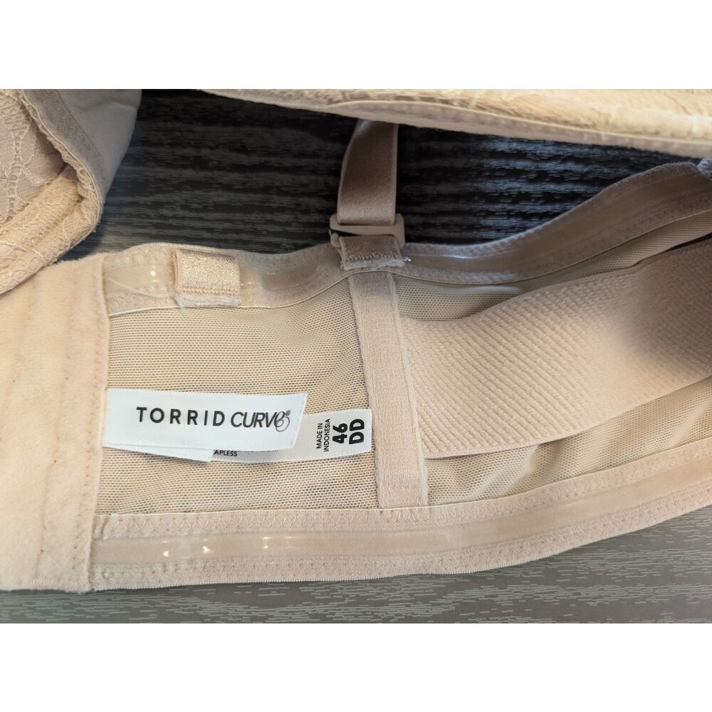 Torrid Bombshell Everyday Strapless Convertible P… - image 5